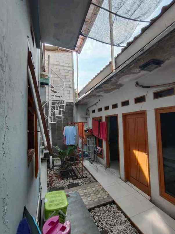 dijual rumah cipayung