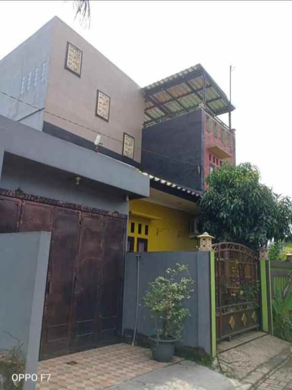 dijual rumah cipayung depok