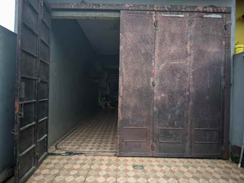 dijual rumah cipayung depok