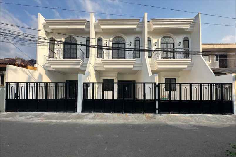 dijual rumah cipinang