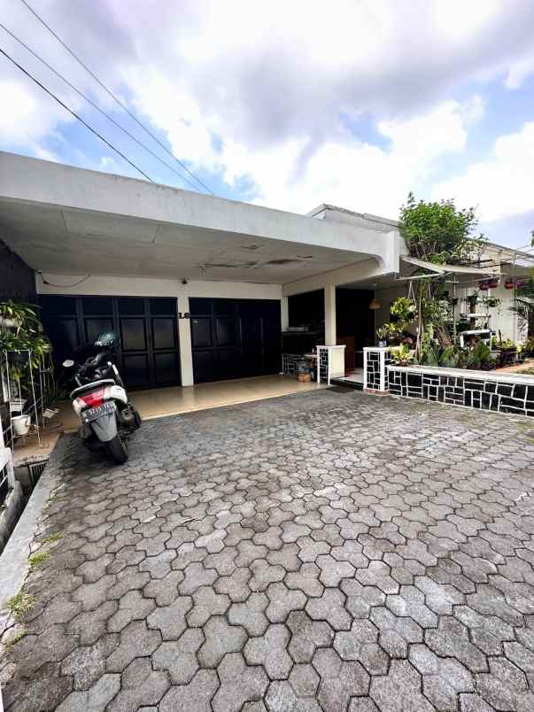 dijual rumah cipinang melayu