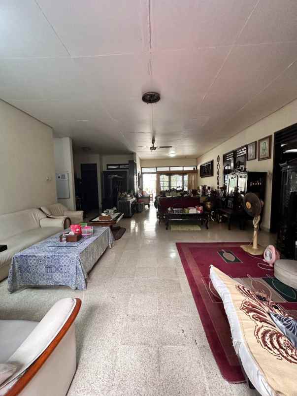dijual rumah cipinang melayu