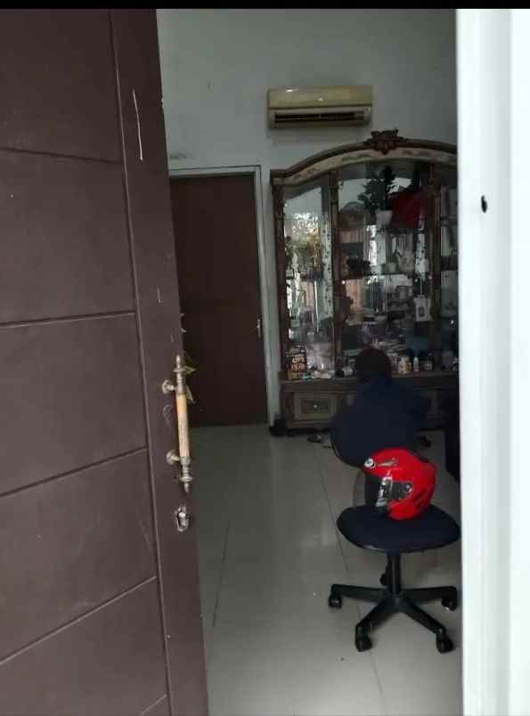 dijual rumah ciputat