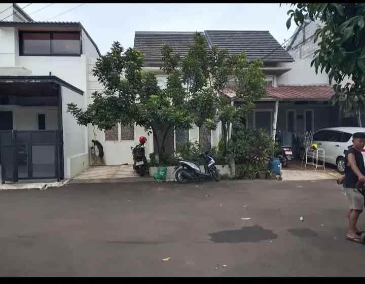 dijual rumah ciputat