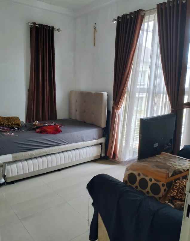 dijual rumah cirendeu ciputat timur