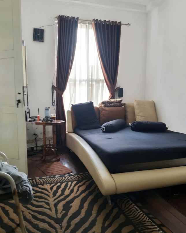 dijual rumah cirendeu ciputat timur