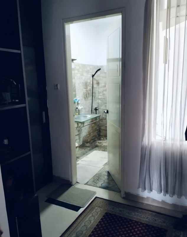 dijual rumah cirendeu ciputat timur