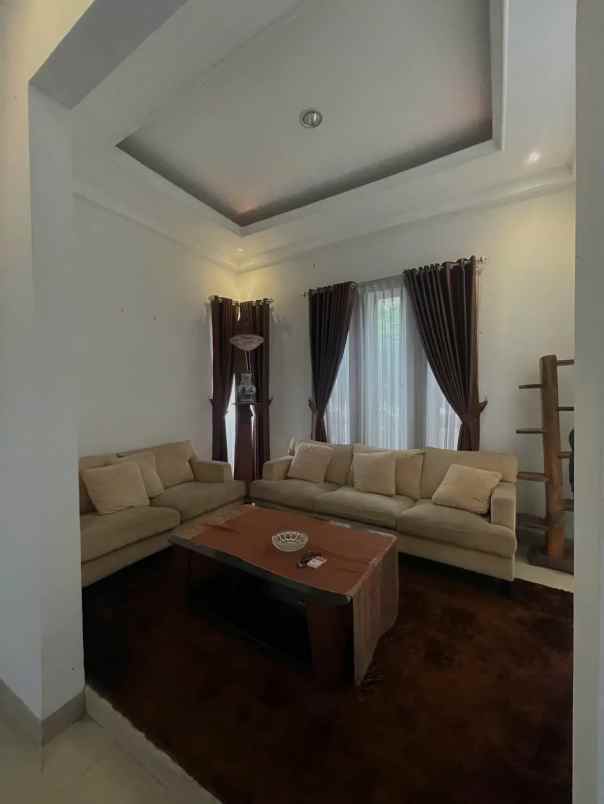 dijual rumah cirendeu ciputat timur