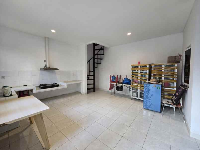 dijual rumah cluster palm spring jgc