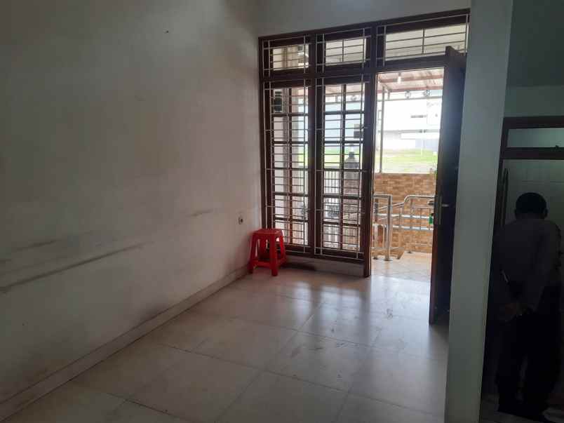 dijual rumah cluster pelangi