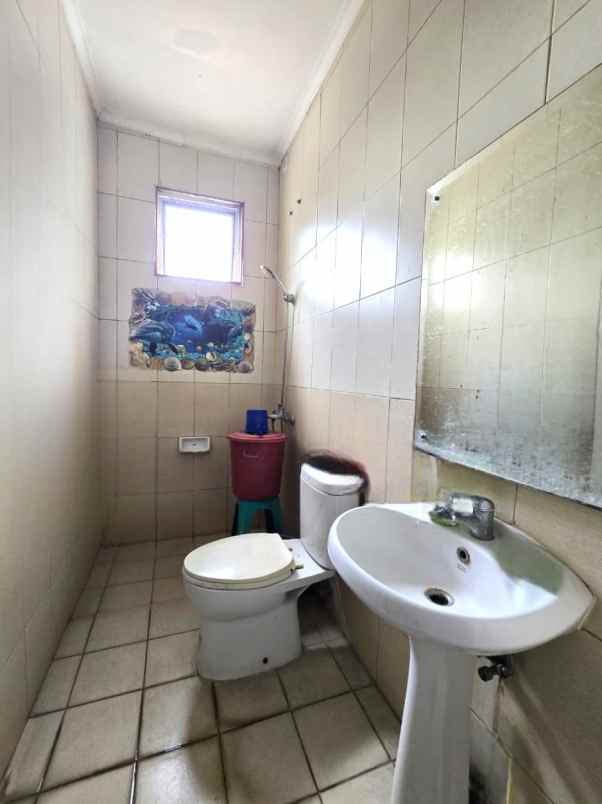 dijual rumah cluster thames jgc jakarta