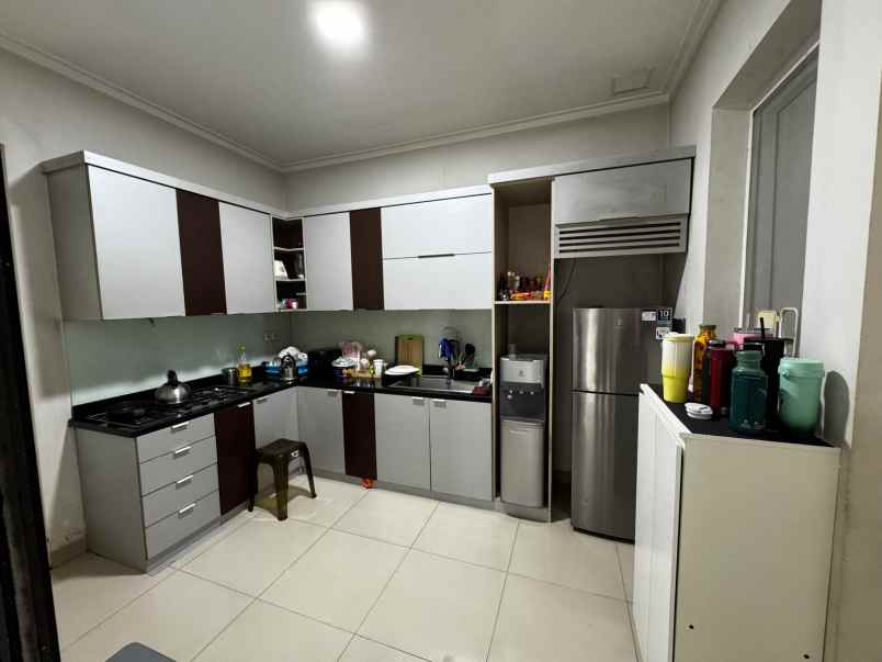 dijual rumah cluster vernonia