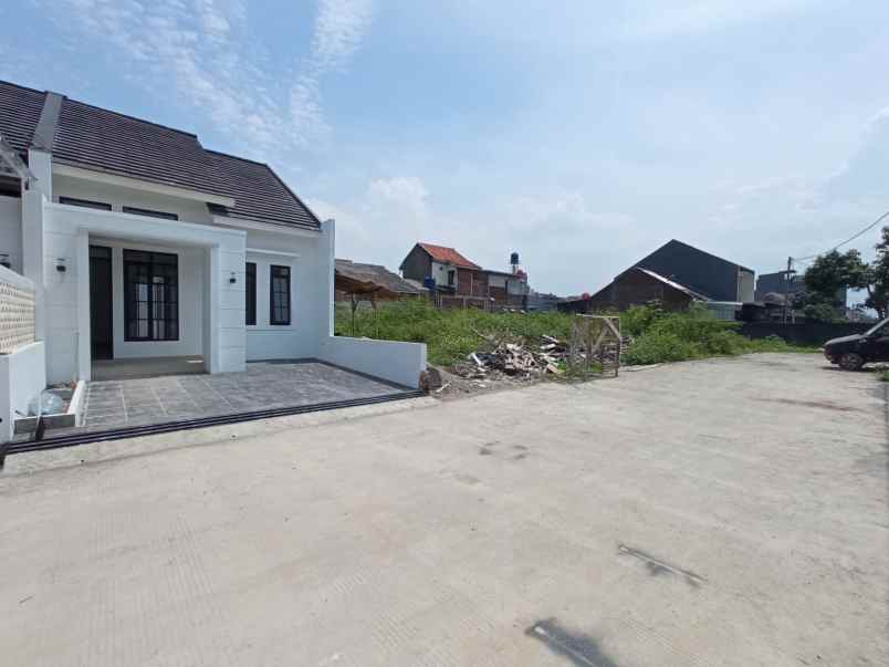 dijual rumah cluster villa cemara asri