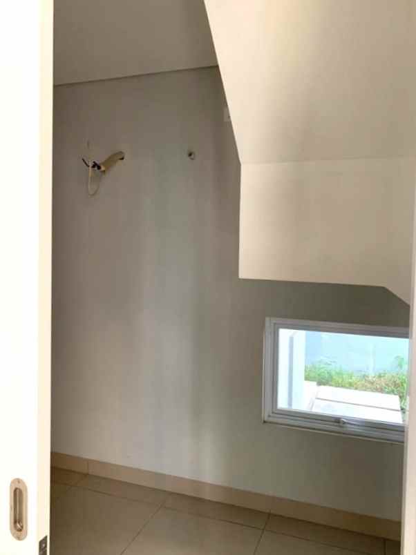 dijual rumah cluster yarra jgc jakarta