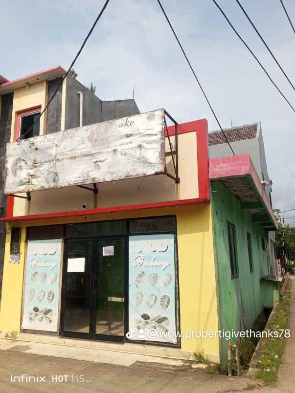dijual rumah dan kios bagus murah bekasi