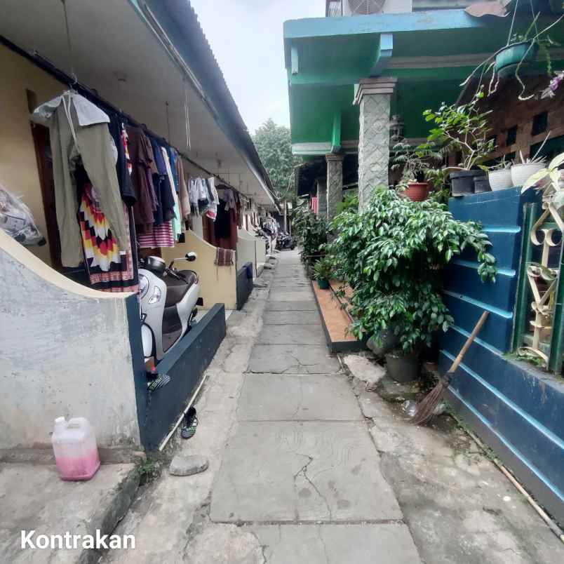 dijual rumah dan kontrakan 70 pintu lokasi strategis