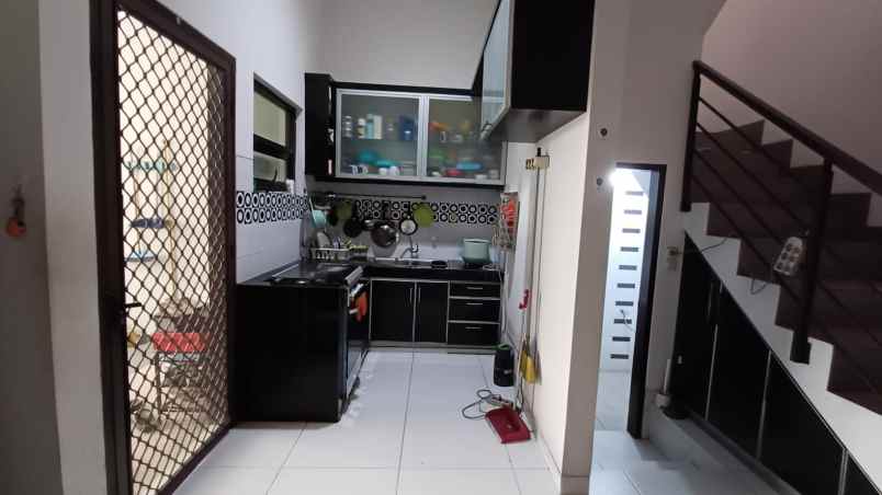 dijual rumah dan tanah kosong dipetojo jakarta pusat