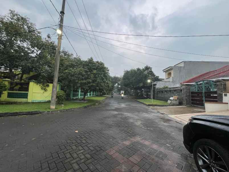 dijual rumah darmo sentosa raya