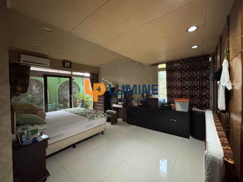 dijual rumah demangan baru caturtunggal