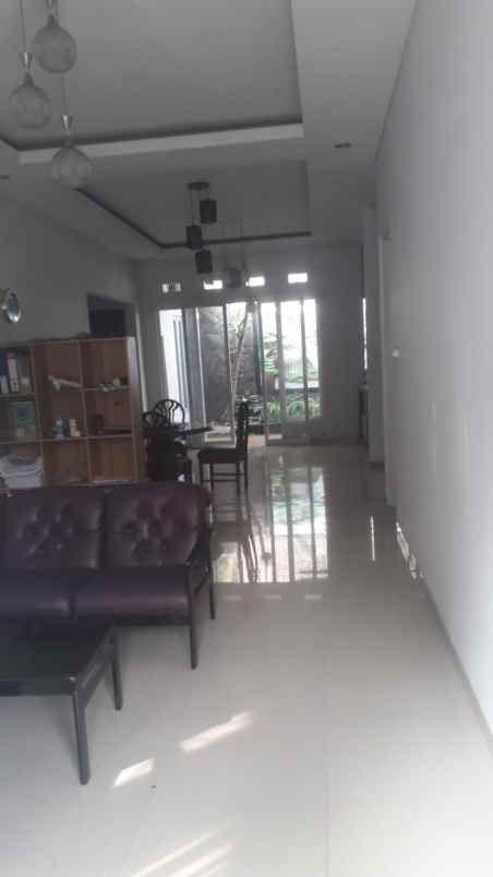 dijual rumah di candi prambanan manyaran semarang