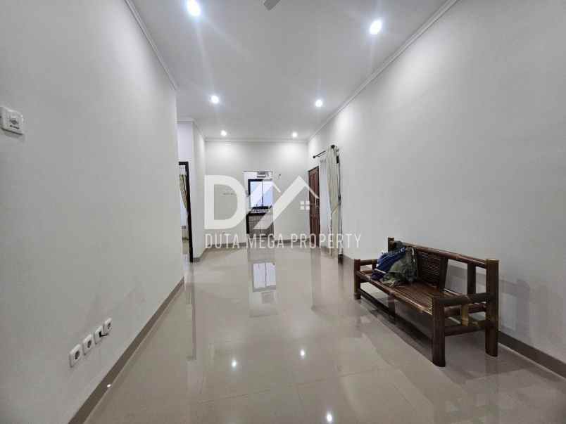 dijual rumah di graha raya bintaro