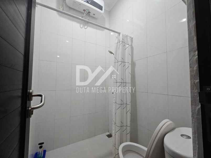 dijual rumah di graha raya bintaro