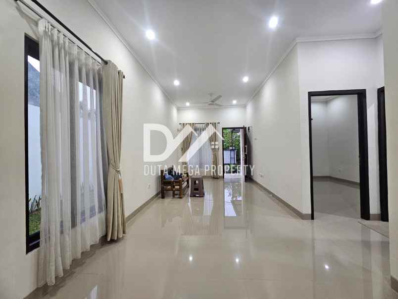 dijual rumah di graha raya bintaro