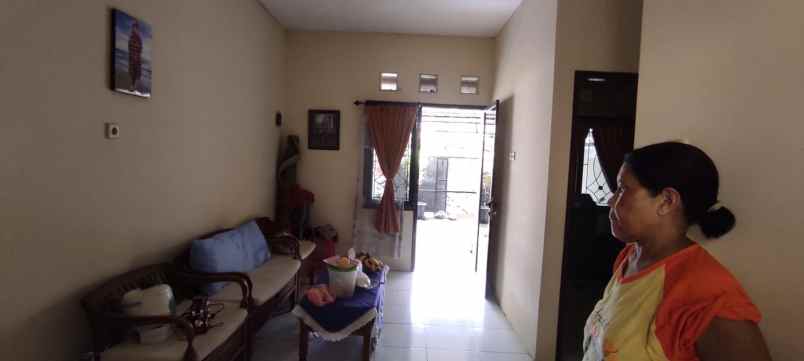 dijual rumah di perum plamongan indah semarang
