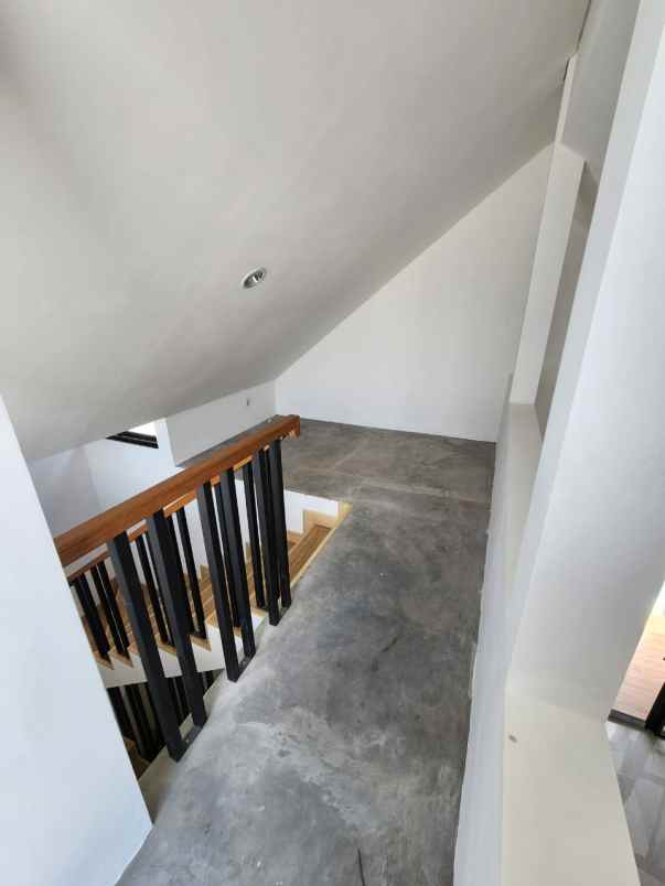 dijual rumah duren sawit jaktim