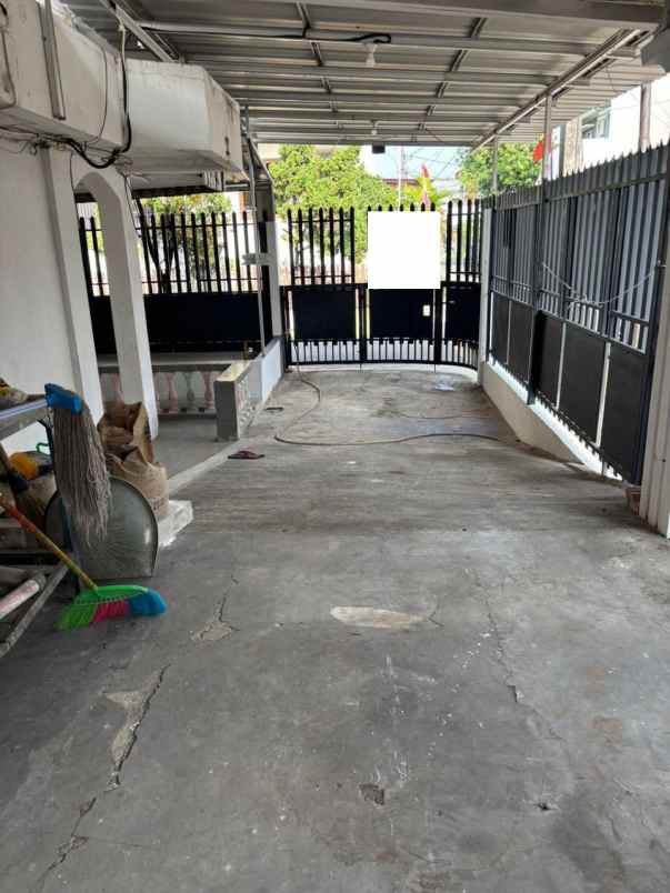 dijual rumah gading elok kelapa gading