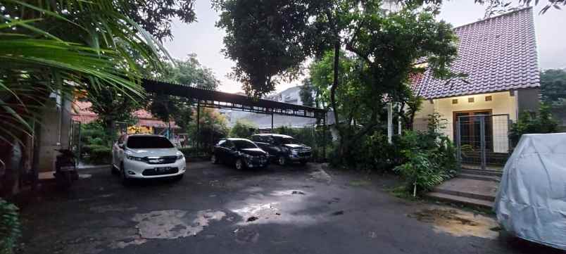 dijual rumah gandaria