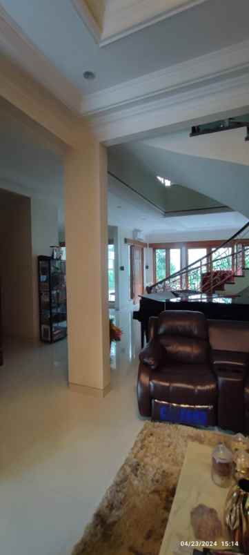 dijual rumah graha famili family