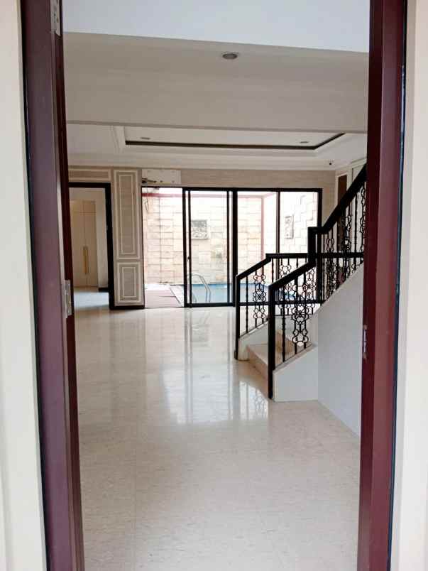 dijual rumah jadeite