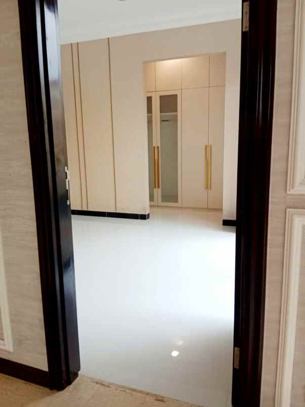 dijual rumah jadeite