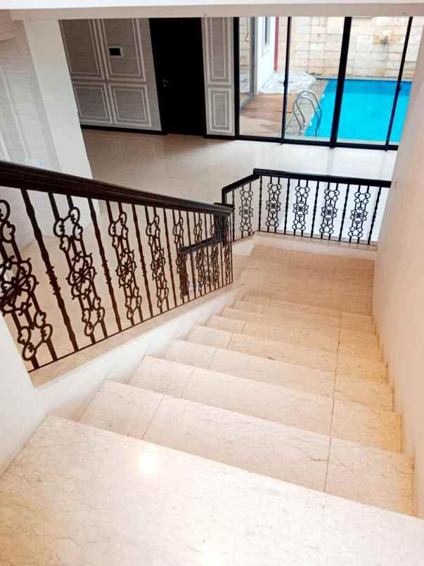 dijual rumah jadeite