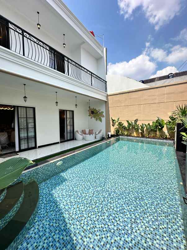 dijual rumah jagakarsa