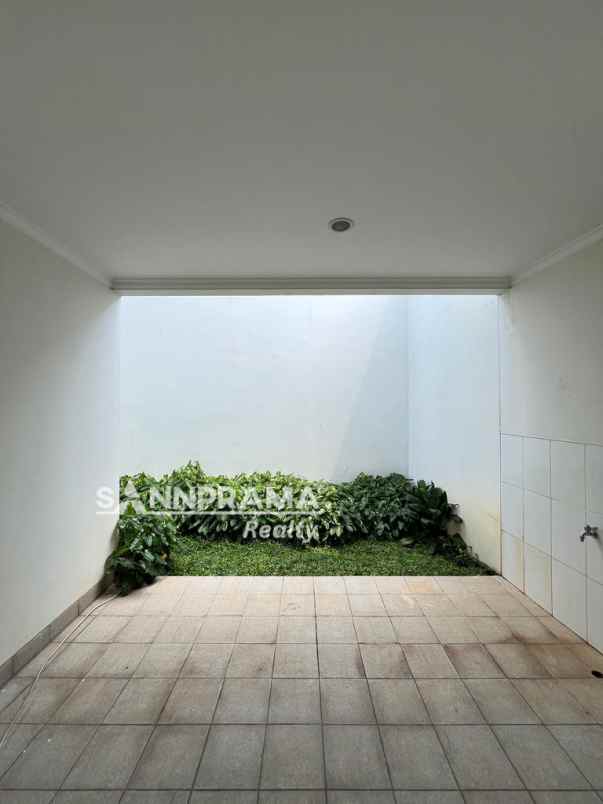 dijual rumah jagakarsa jakarta selatan