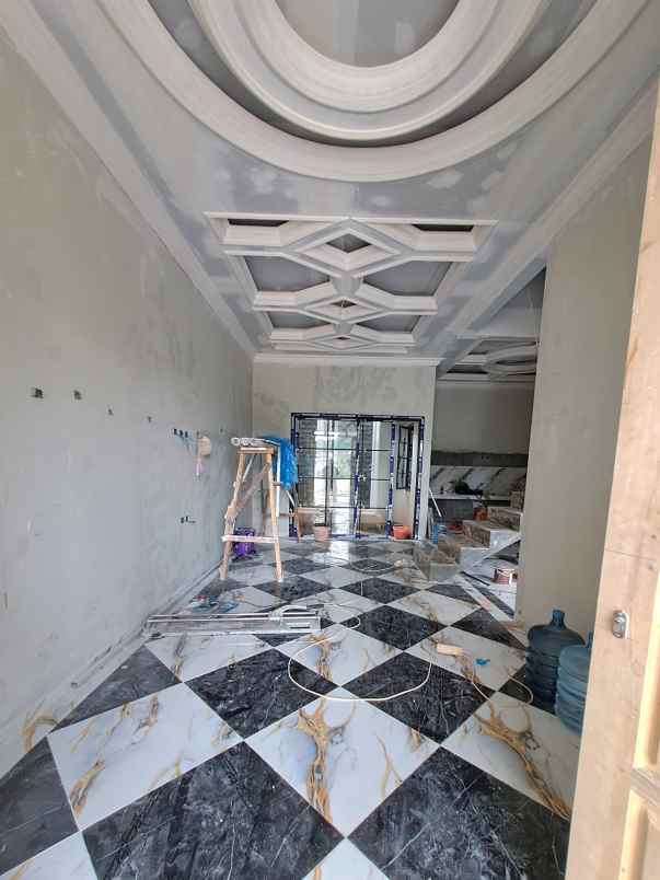 dijual rumah jalan benda jagakarsa