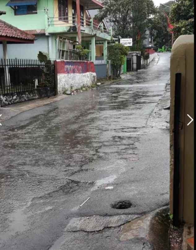 dijual rumah jalan dahlia warung jambu