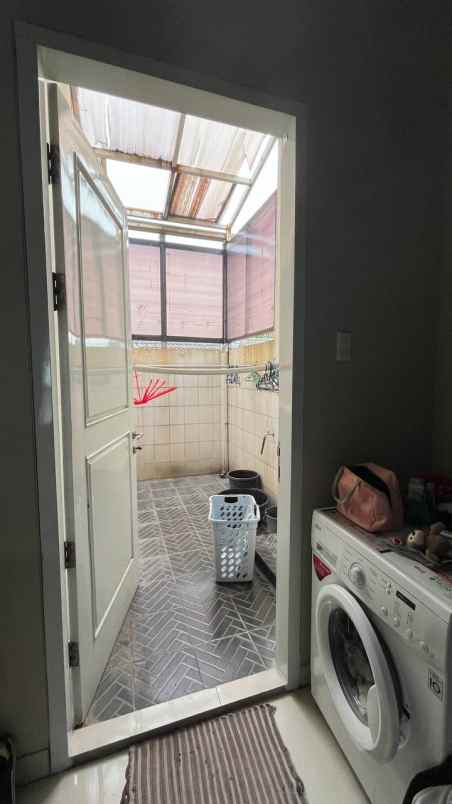 dijual rumah jalan ebony 3 pondok aren