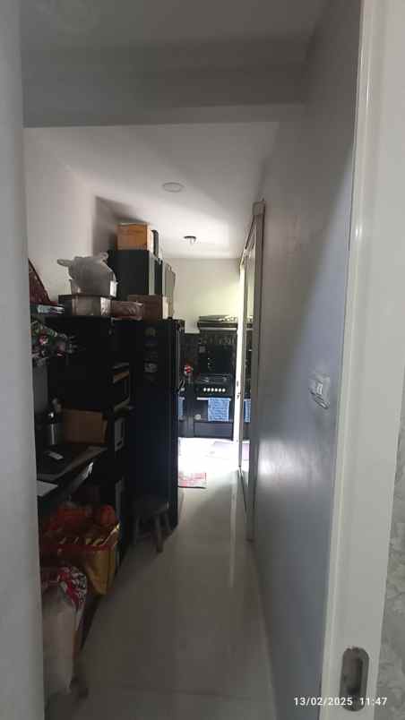 dijual rumah jalan grand pakuwon