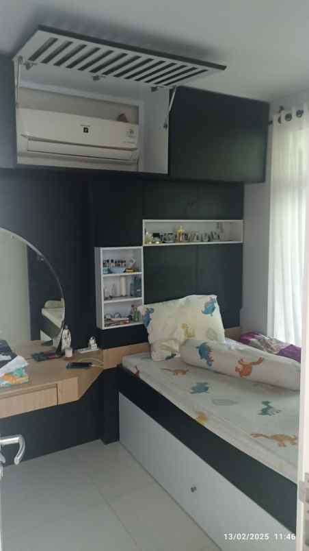 dijual rumah jalan grand pakuwon