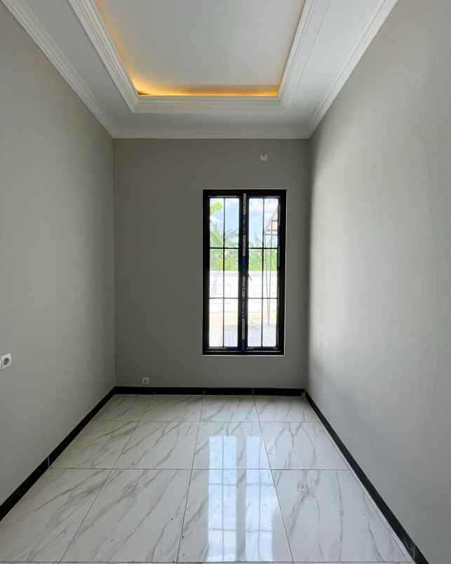 dijual rumah jalan kemang raya 3