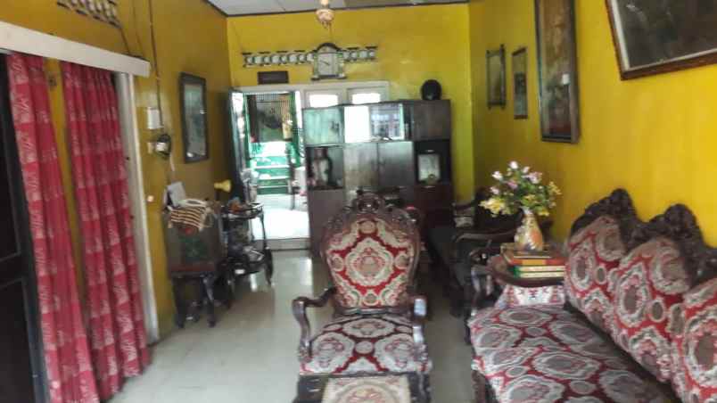dijual rumah jalan lengkong kel bidara