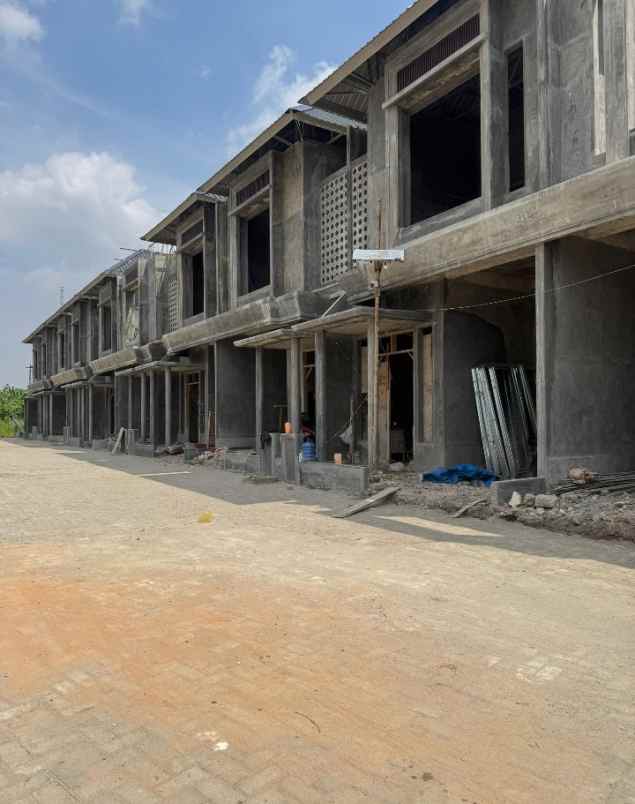 dijual rumah jalan mandor krakatau medan