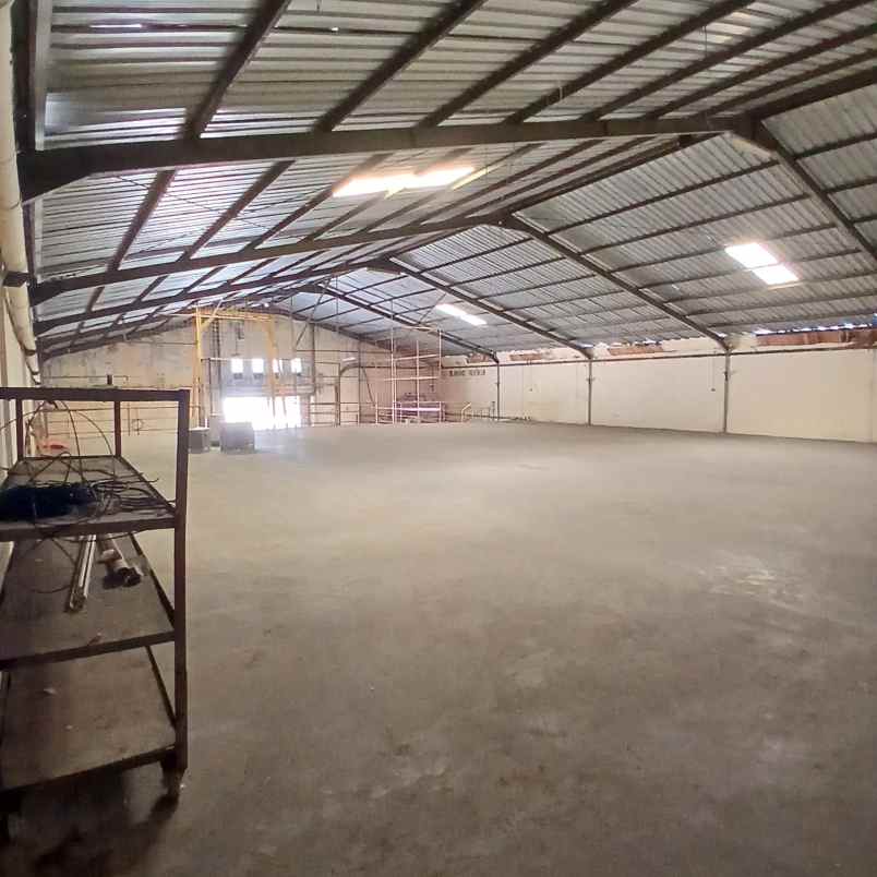 dijual rumah jalan margomulyo indah