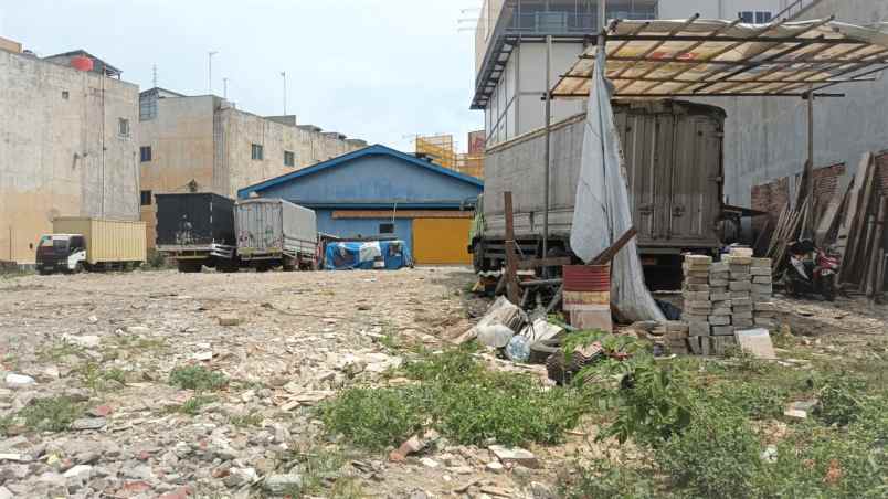 dijual rumah jalan raya cikarang