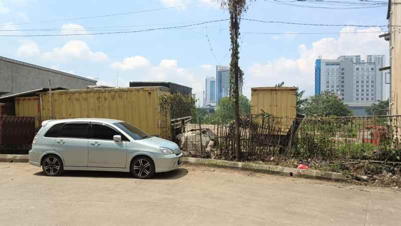 dijual rumah jalan raya cikarang