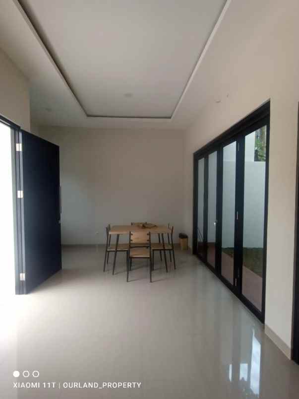 dijual rumah jalan raya cirendeu pondok