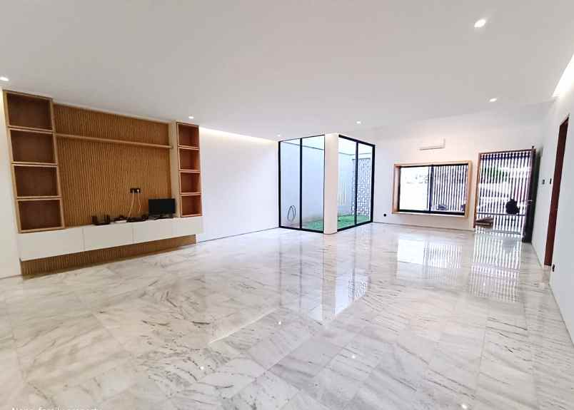 dijual rumah jalan raya joglo kembangan